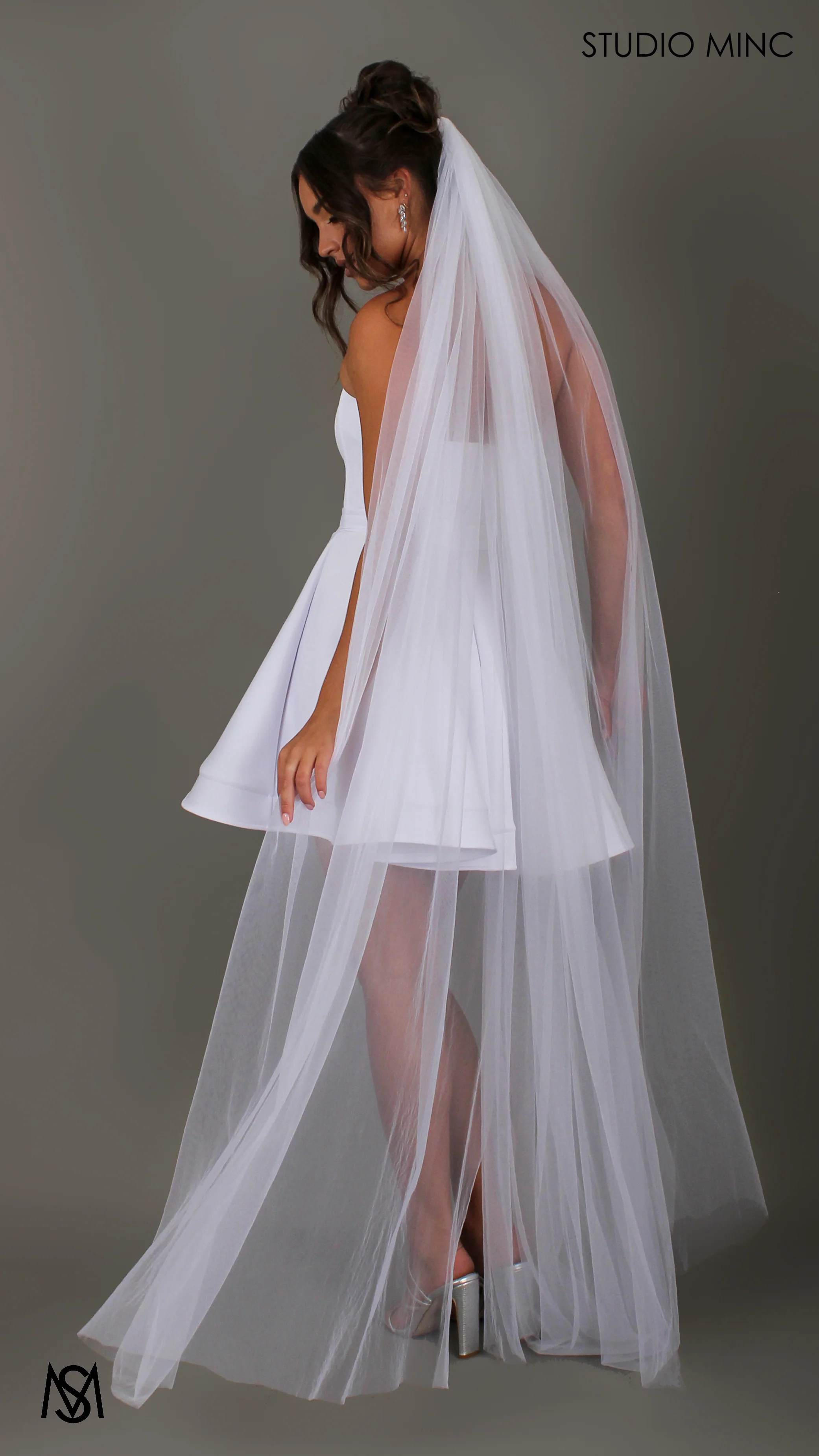 Classic Tulle Veil - 1.5m Midi - Image 4